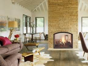 20 Gorgeous Two-Sided Fireplaces For Your Spacious Homes