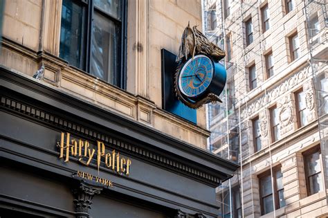 Harry Potter | Harry Potter Store New York is Now Open! | Wizarding World