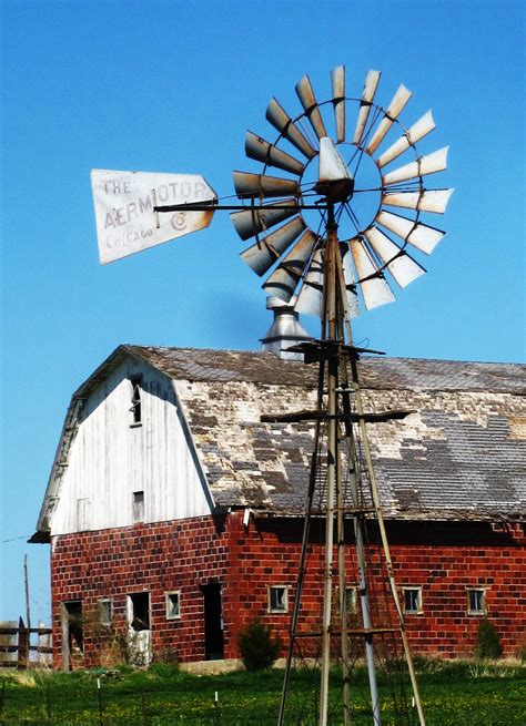 love old windmills | barns and empty places | Pinterest | Windmill ...