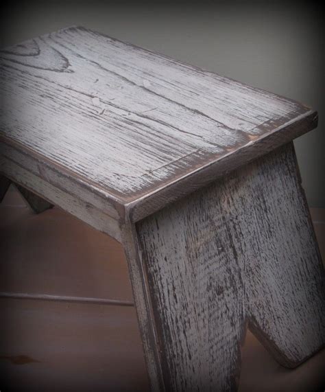 Fantastic tutorial on faux distressed paint finish. | Painted furniture, Diy furniture ...