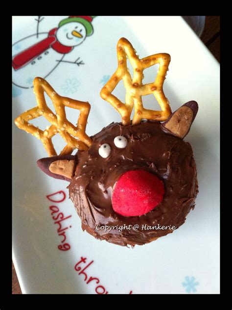 Aspiring Bakers #14: Creative Christmas Bakes (December 2011) ~ Hankerie