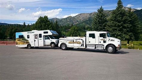 When Do You Need A Motorhome Towing? | Stauffer's Towing