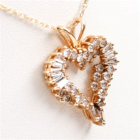 14K Yellow Gold 1.06 CTW Diamond Heart Pendant Necklace | EBTH