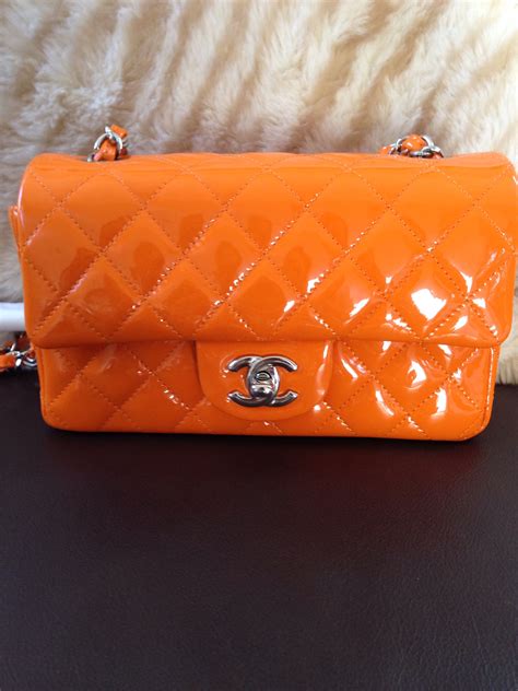 13S Chanel orange patent mini Fashion 101, Chanel, Shoulder Bag, Mini, Lust, Classic, Bags ...