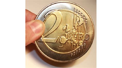 Jumbo 2 Euro Economy coin - Trick