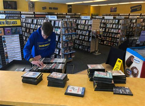 Be Kind, Please Rewind: Oregon Blockbuster is last on Earth | CTV News