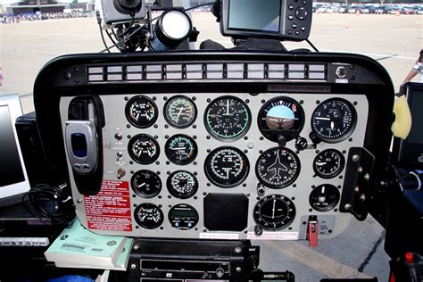 Bell 206L-3 Long Ranger Helicopter Cockpit N155TV | Flickr - Photo Sharing!