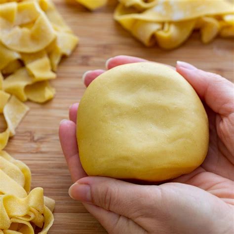 Easy Homemade Pasta Dough Recipe - Happy Foods Tube