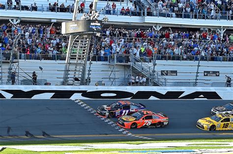 Denny Hamlin: Wins Daytona 500 In Photo Finish