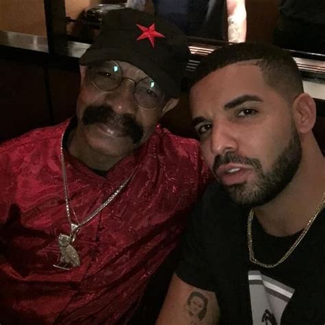 Drake’s Dad Dennis Graham Offers $1 Million Cash For Chest Stolen In ...