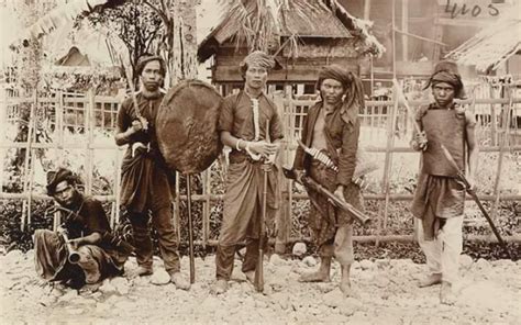 HISTORY OF WAR: The Aceh War