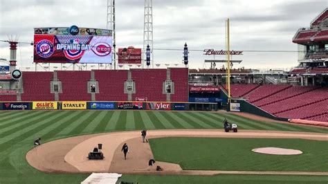 Reds ballpark offers new views, bars for brews