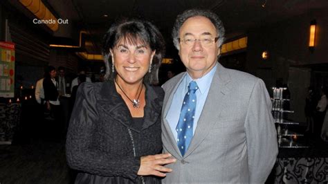 Family of billionaire Barry Sherman doubts murder-suicide reports Video - ABC News