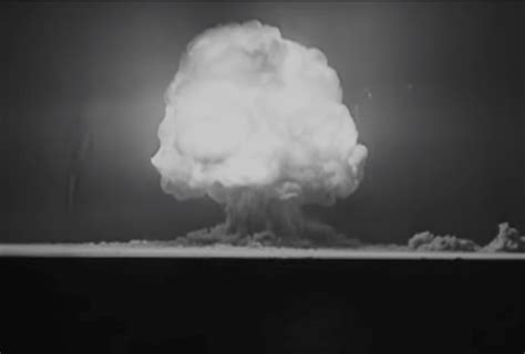 Photographic Images Contemporary (1940-Now) 1st Ever Bomb Trinity Test ...