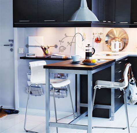 20 Minimalist Modern Kitchen Tables for Small Spaces
