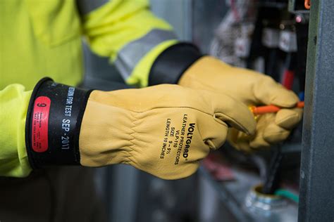 How to Choose the Right Electrical Gloves for the Task at Hand ...