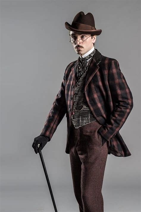 Steampunk Fashion Guide: Victorian Costumes from 'Ripper Street'