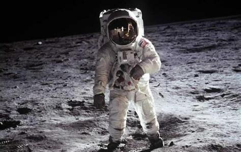 moon landing Archives - Universe Today