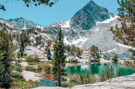 8 Scenic Day Hikes in the Eastern Sierra Nevadas, California