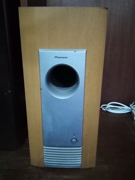 Active Subwoofer, Audio, Soundbars, Speakers & Amplifiers on Carousell