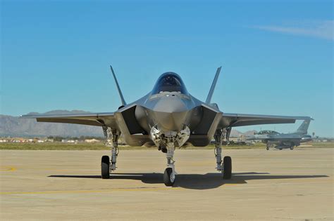 First-Ever F-35, J-20 Encounter -- After A Near Miss, US 'Replicates ...