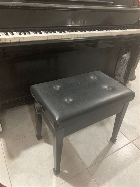 Yamaha Piano, Hobbies & Toys, Music & Media, Musical Instruments on Carousell