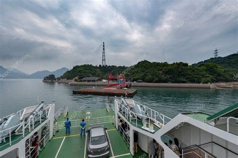 Okunoshima, Japón - 28 de junio de 2017: Ferry con destino a la isla de ...