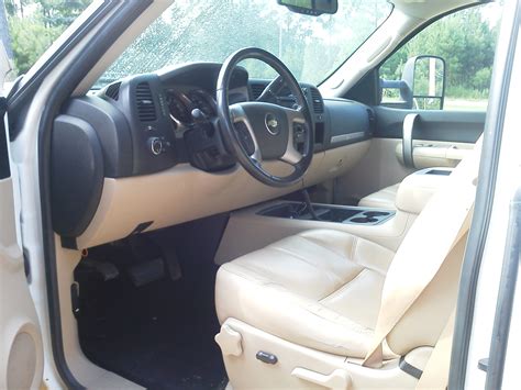 2008 Chevrolet Silverado 2500HD - Interior Pictures - CarGurus