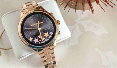 Sugarplums and Sparkles: Beautiful Michael Kors Smartwatch