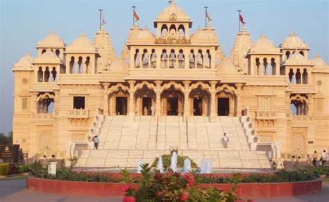 Gujarat Temple Tour- Explore Famous Temples in Gujarat