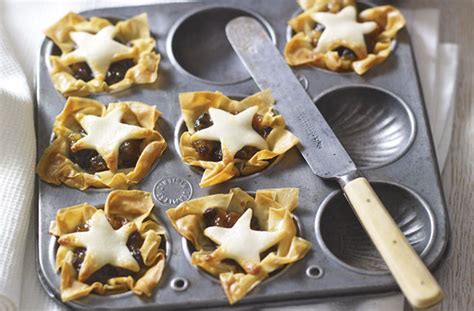 Filo Pastry Mince Pies | Baking Recipes | GoodtoKnow