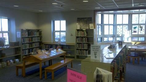 Schenectady County Public Library - Niskayuna Branch - Libraries - 2400 ...