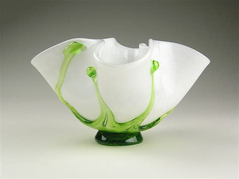 Mothers day gift of blown art glass by WolfArtGlass | carriewolf.net