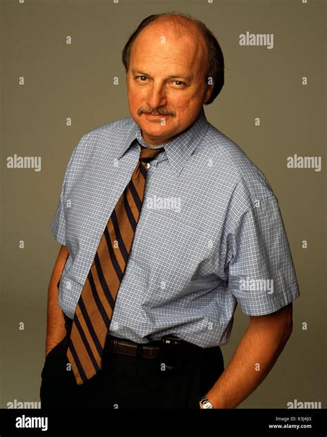 NYPD BLUE NYPD BLUE DENNIS FRANZ as Det. Andy Sipowicz Stock Photo - Alamy