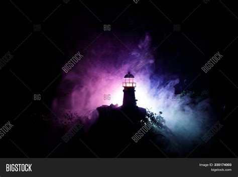 Lighthouse Light Beam Image & Photo (Free Trial) | Bigstock