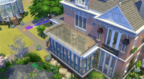 The Sims 4: Amazingly Creative Uses for Glass Roofs