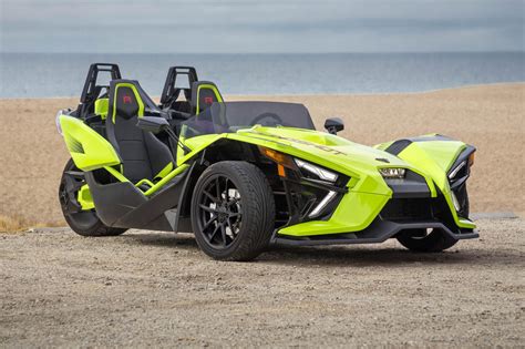 2021 Polaris Slingshot First Ride Review - GearOpen.com