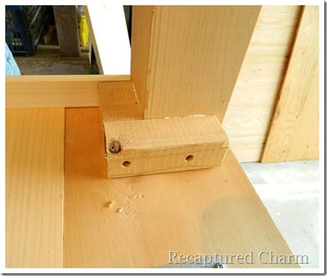 Recaptured Charm: Do It Yourself – Rustic Coffee Table