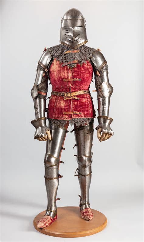 Restored Italian Armor, 1400-1450. [2378x4000] : r/ArtefactPorn
