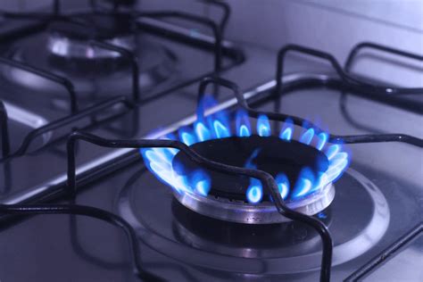 What to know about gas, electric stoves and induction cooktops - The Washington Post