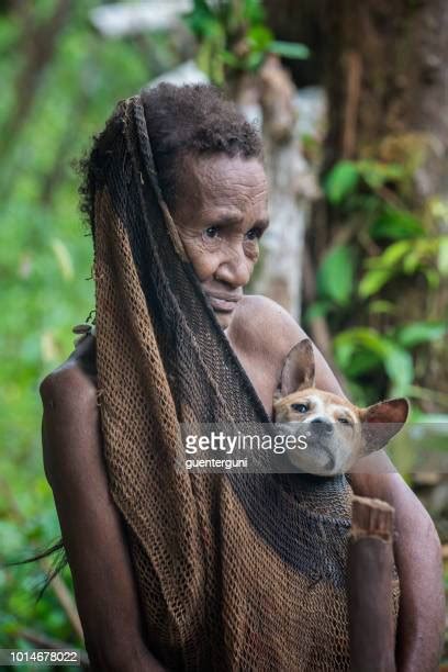 64 Korowai Tribe Stock Photos, High-Res Pictures, and Images - Getty Images