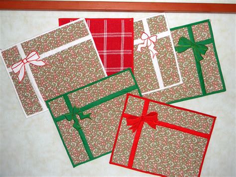 Oh-so-easy Christmas placemats