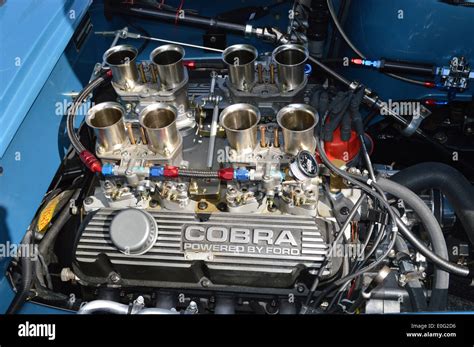 Shelby Cobra race car engine Stock Photo - Alamy