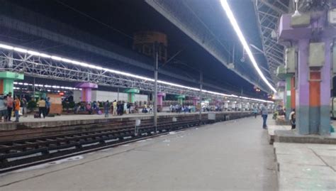 Howrah Junction Railway Station: UPDATED 2019 All You Need to Know Before You Go (with PHOTOS)