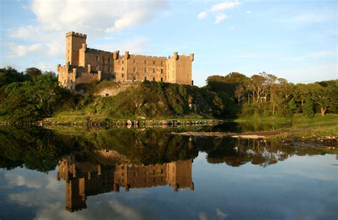 Visit |Dunvegan Castle & Gardens - Historic Houses | Historic Houses