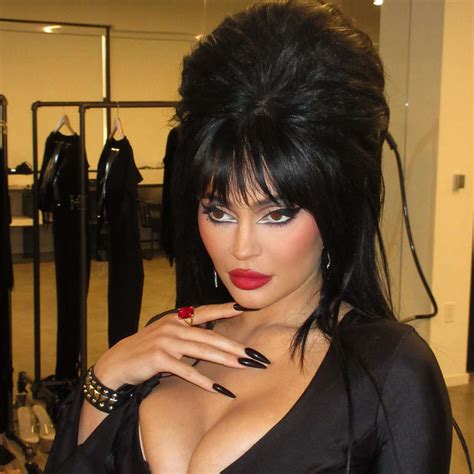 Kylie Jenner's Elvira Transformation Is the Ultimate Lesson in Witchy ...