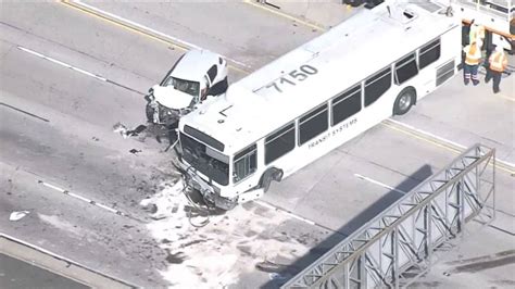 25 hospitalized, 5 serious, after Los Angeles highway bus crash ...