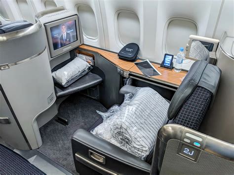 How to fly American Airlines Flagship First Class in 2020