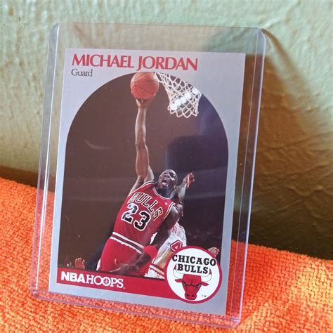 Rare 1990 Michael Jordan NBA Hoops Collector Card #65