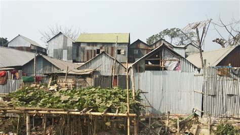 Unraveling links among climate change, poverty and health in slums of Dhaka | NeuroLandscape